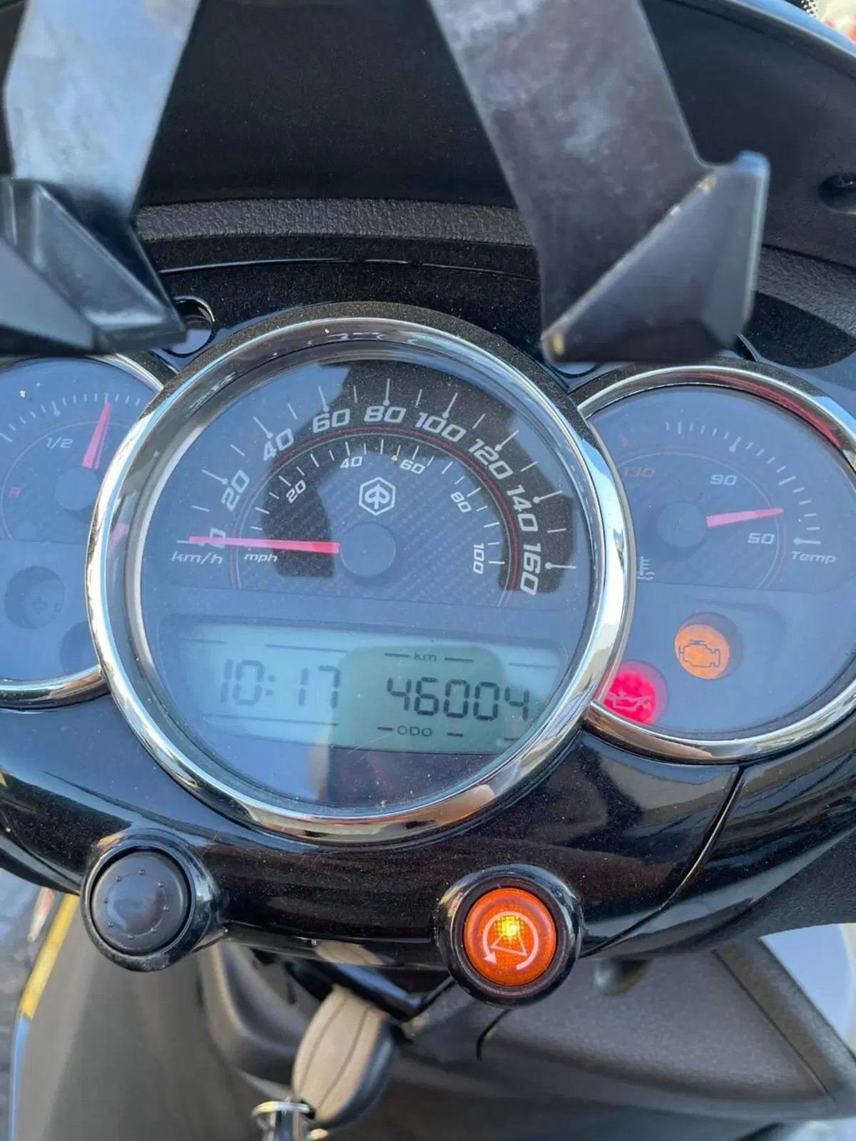 Piaggio Beverly 350 ABS (2016 - 20) (4)