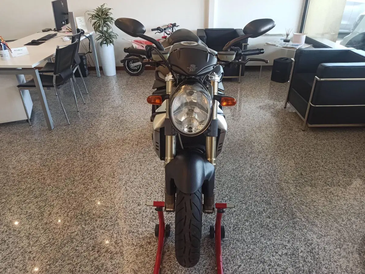 MV Agusta Brutale 750 S (2002 - 06) (7)