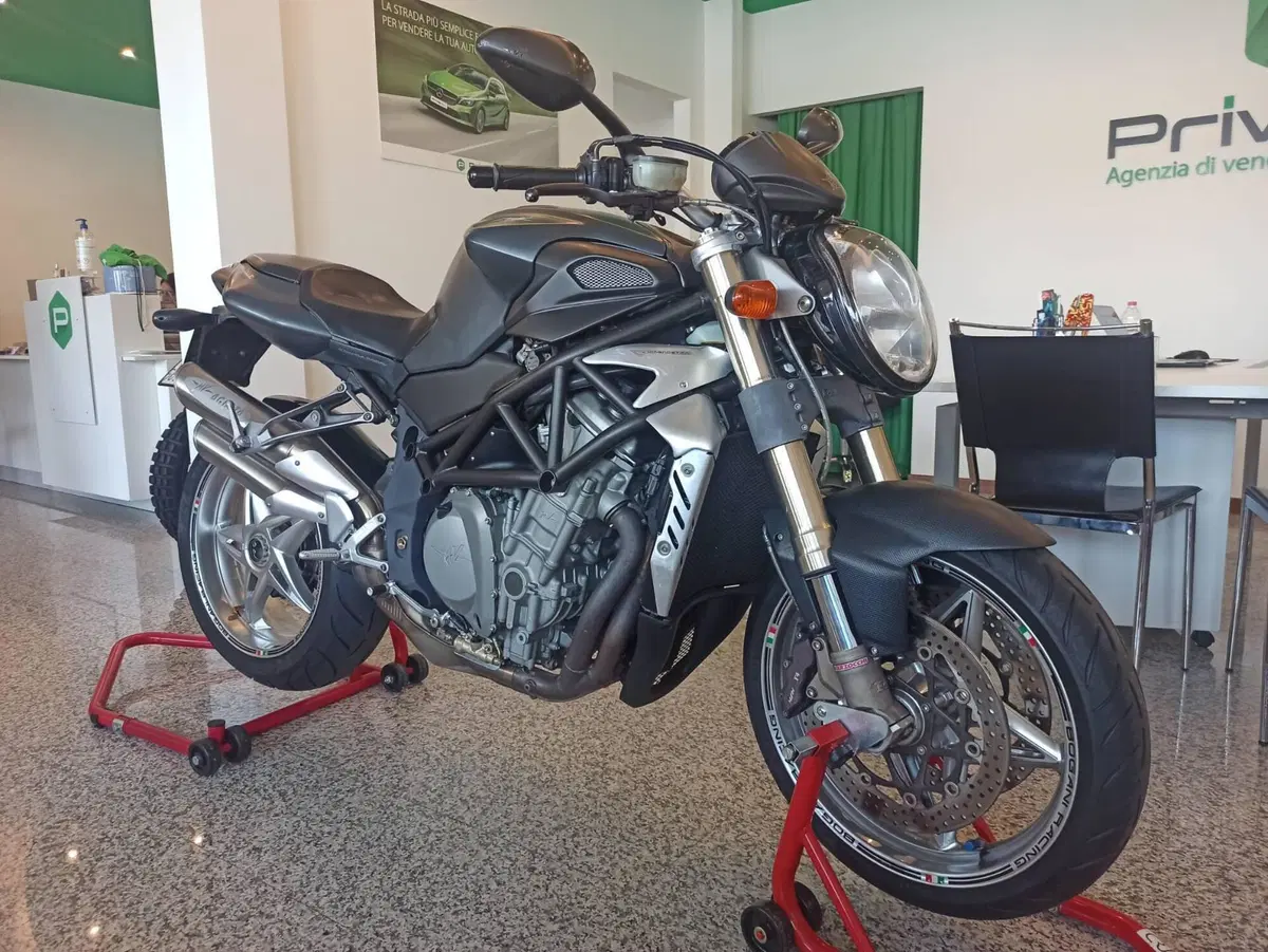 MV Agusta Brutale 750 S (2002 - 06) (8)