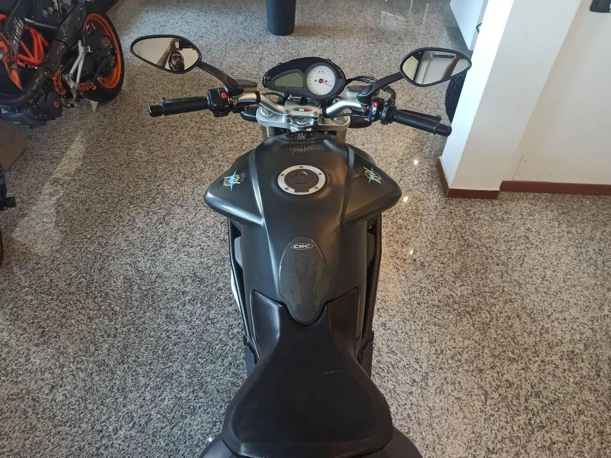 MV Agusta Brutale 750 S (2002 - 06) (9)