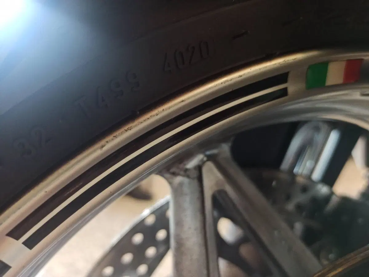 MV Agusta Brutale 750 S (2002 - 06) (14)