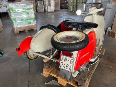 Lambretta Li 150 con sidecar in metallo omologato d'epoca