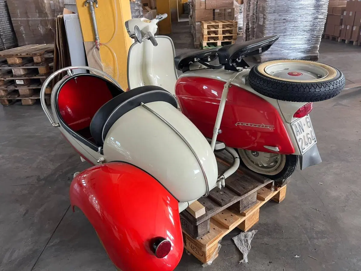 Lambretta Li 150 con sidecar in metallo omologato (2)