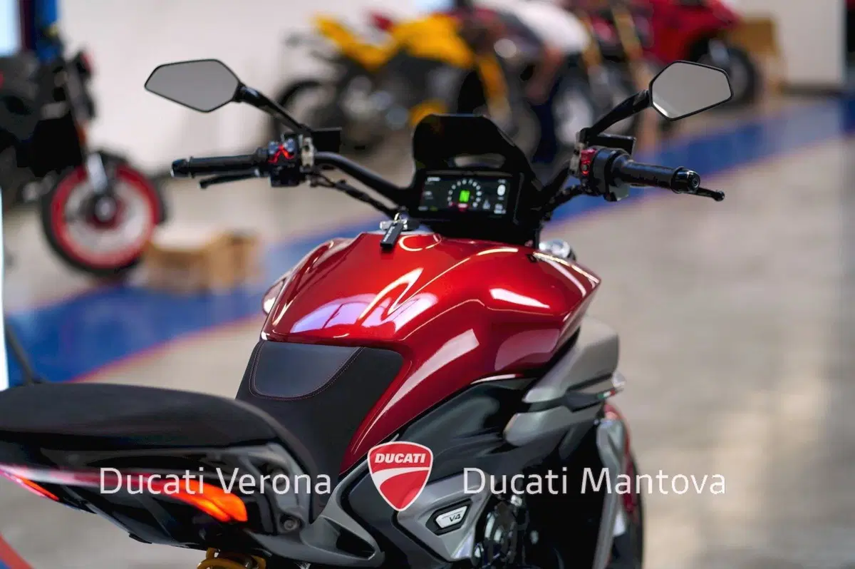 Ducati XDiavel V4 (2025 - 26) (11)