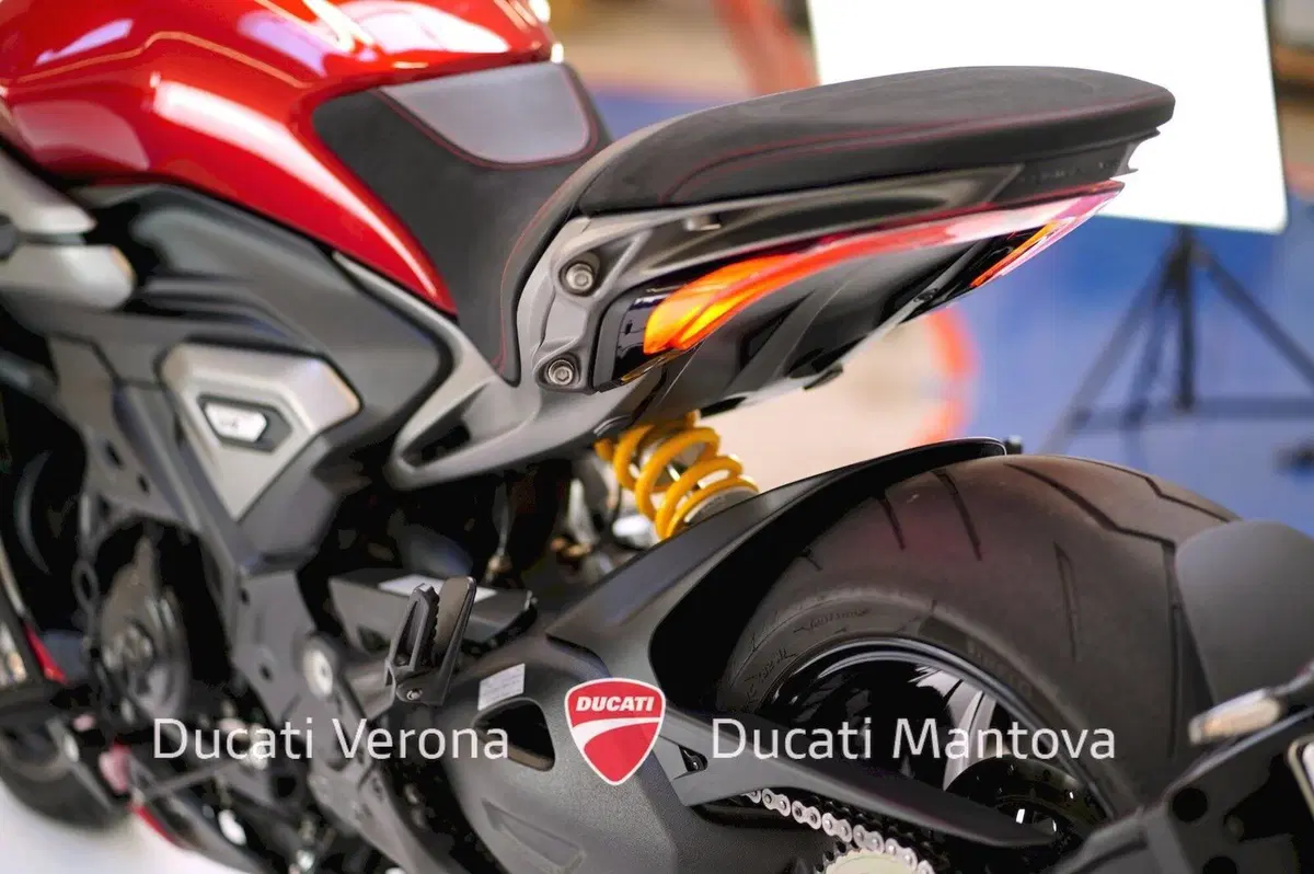 Ducati XDiavel V4 (2025 - 26) (15)