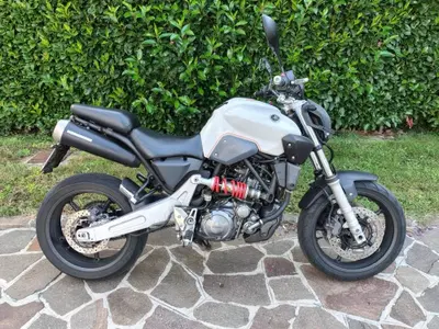 Yamaha MT-03 (2006 - 14) usata