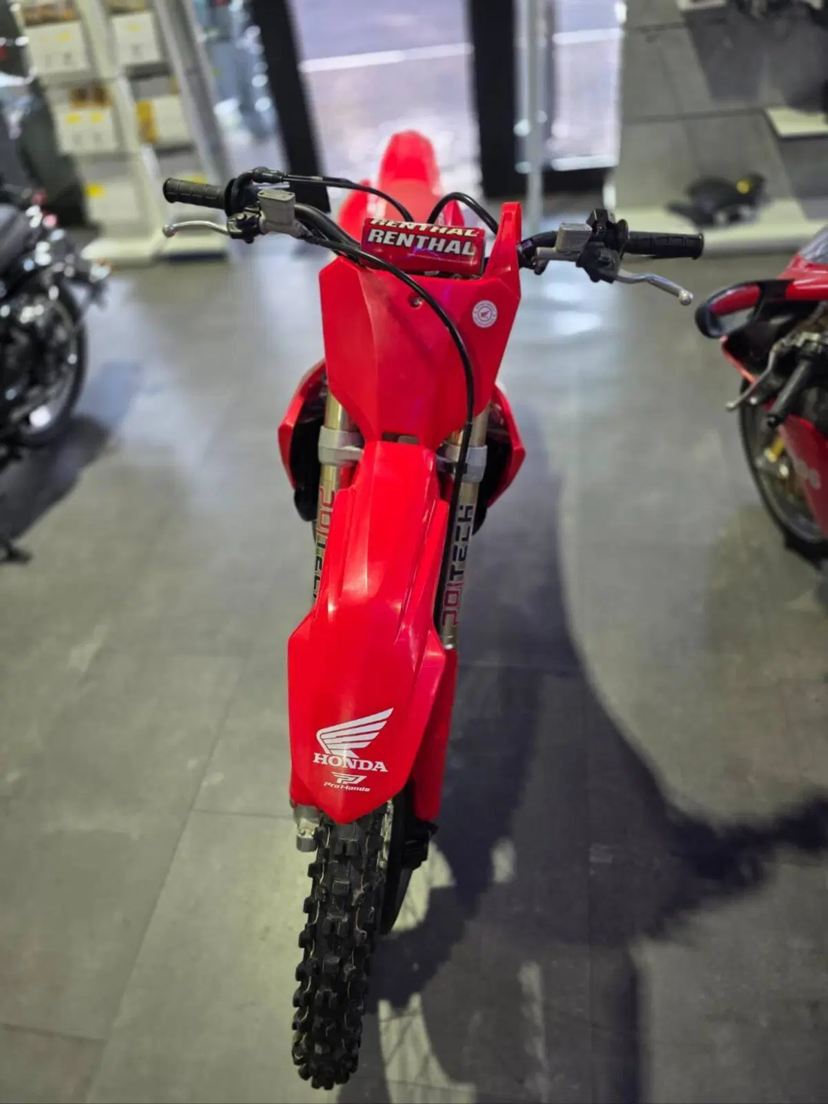 Honda CRF 450R (2025) (4)