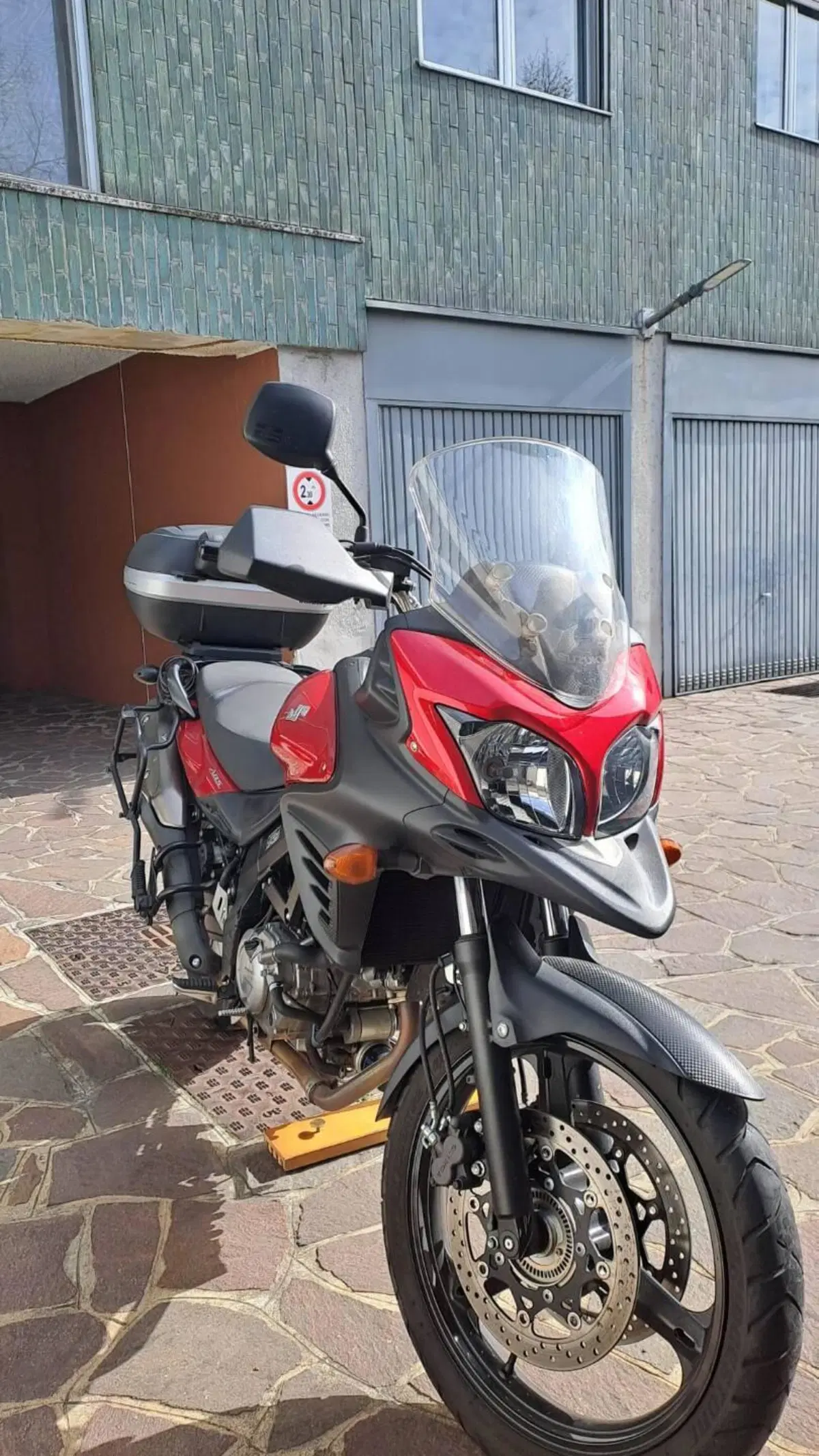 Suzuki V-Strom 650 ABS (2011 - 17) (2)
