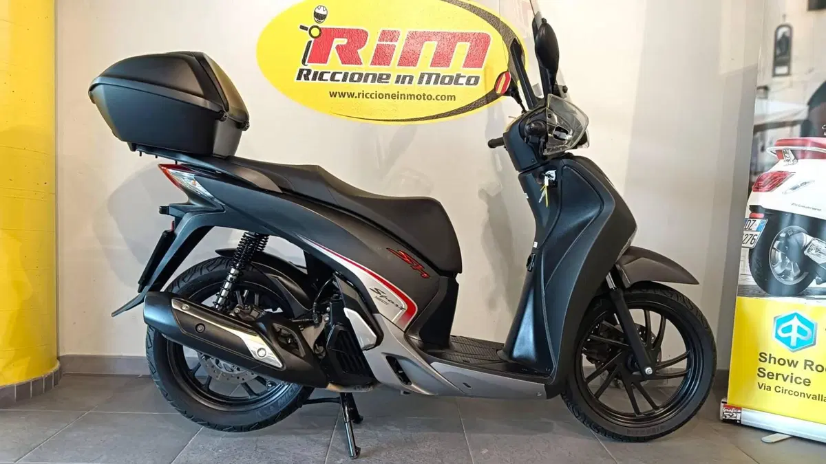 Honda SH 150i ABS (2013 - 16) (2)