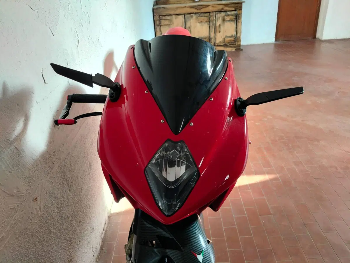 MV Agusta F3 675 (2011 - 15) (5)