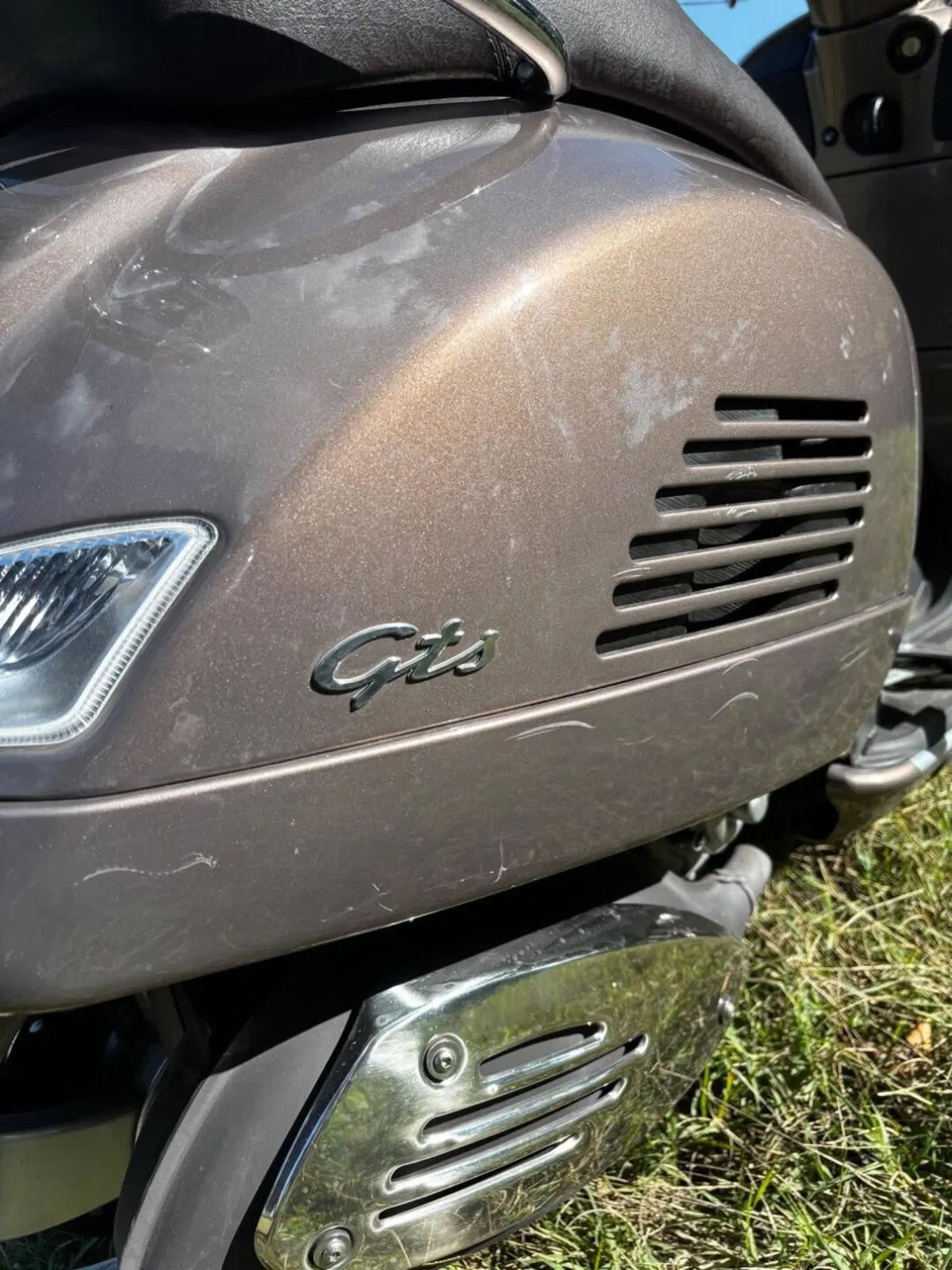 Vespa GTS 300 Touring ABS (2017 - 19) (8)