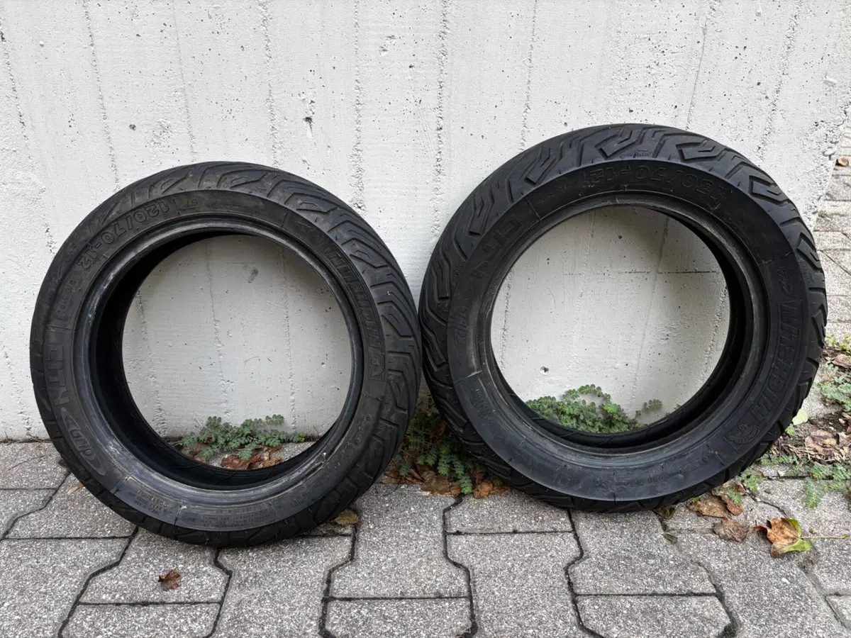 Vespa GTS 300 Touring ABS (2017 - 19) (9)