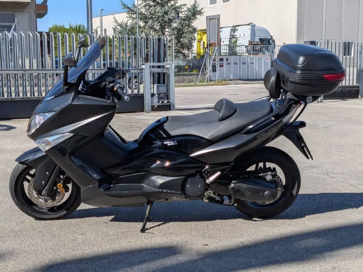 Yamaha T-Max 500 (2008 - 12) (2)