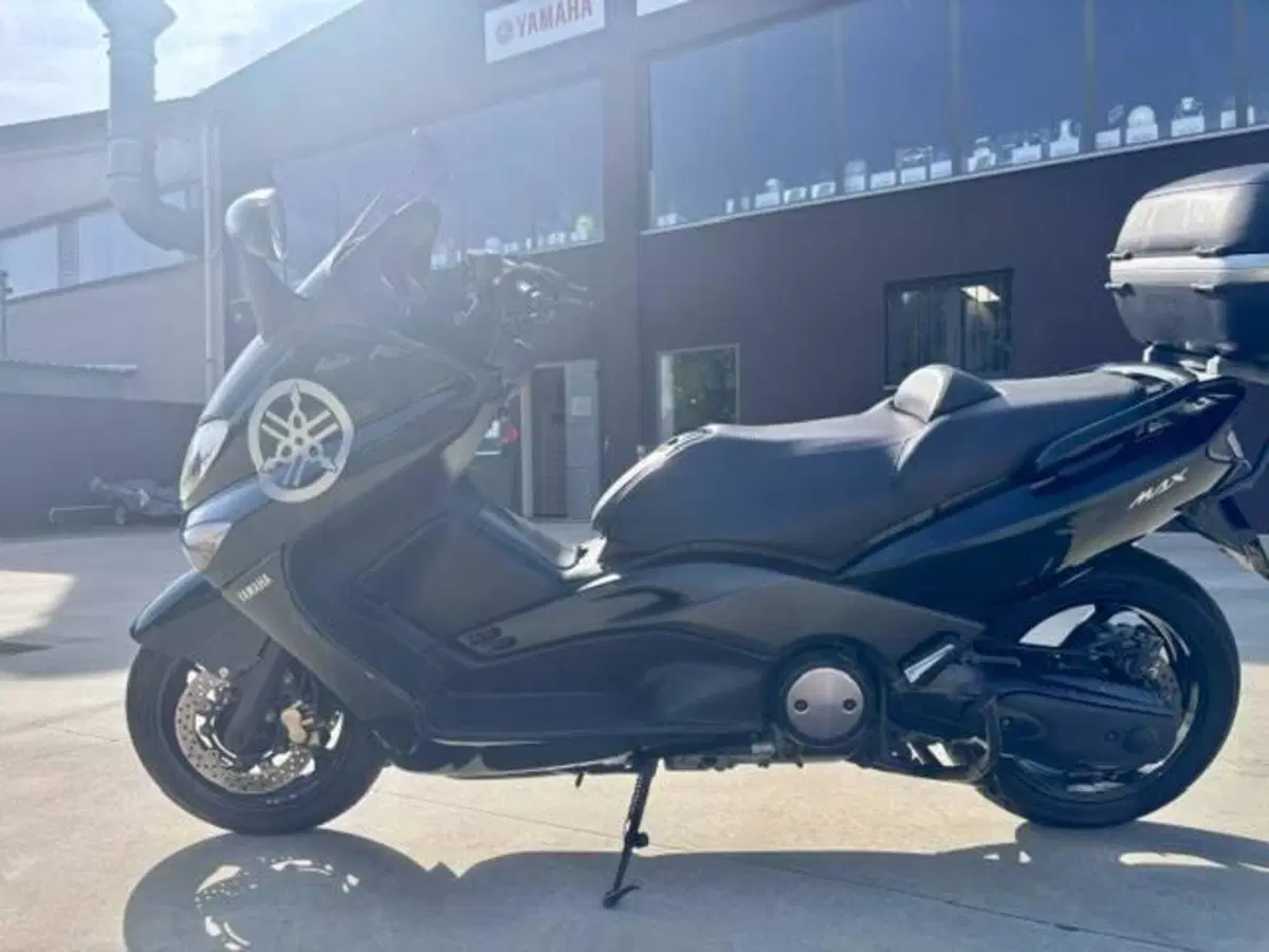 Yamaha T-Max 500 Black Max (2006 - 07)
