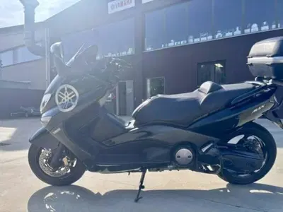 Yamaha T-Max 500 Black Max (2006 - 07) usata