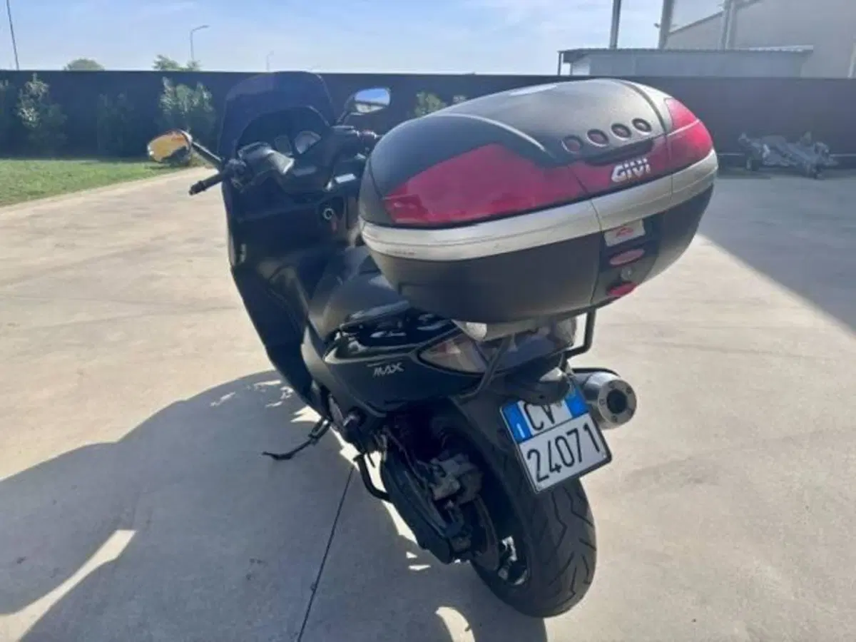 Yamaha T-Max 500 Black Max (2006 - 07) (6)