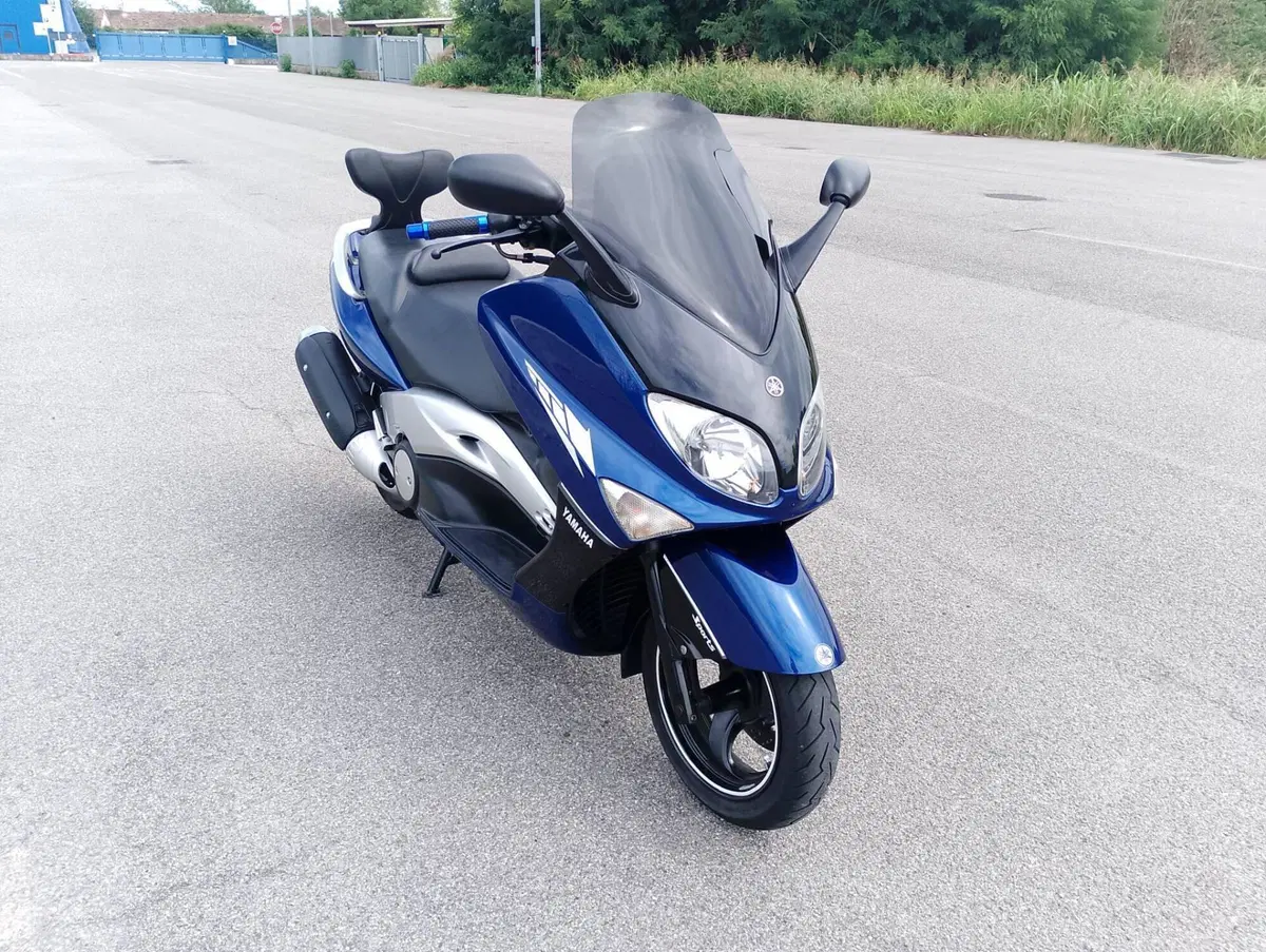 Yamaha T-Max 500 (2001 - 03) (4)