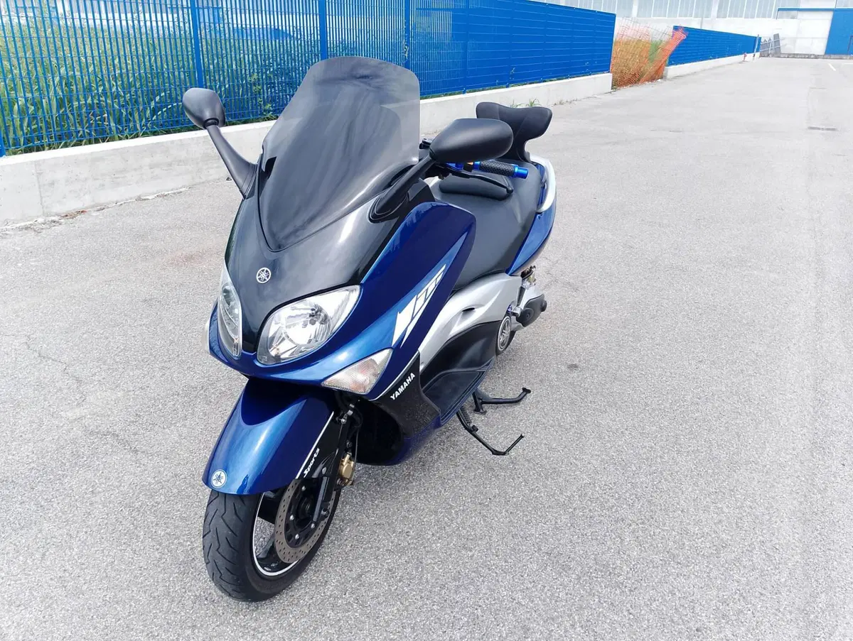 Yamaha T-Max 500 (2001 - 03) (5)