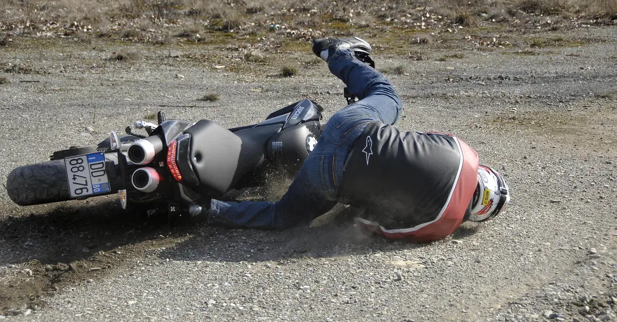 La protezione degli indumenti da moto è calata negli anni