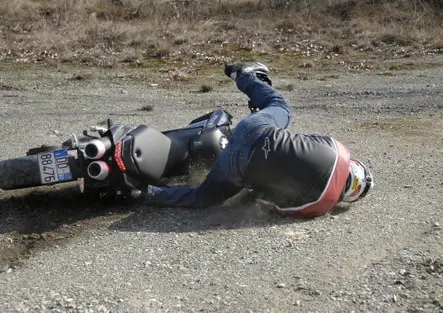 La protezione degli indumenti da moto è calata negli anni
