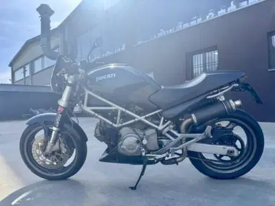 Ducati Monster 620 (2003 - 06) usata