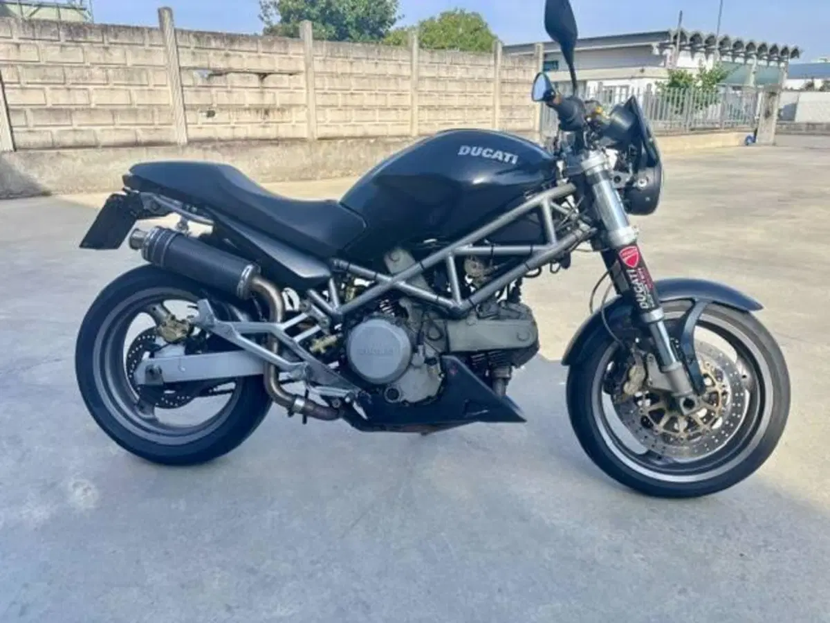 Ducati Monster 620 (2003 - 06) (4)