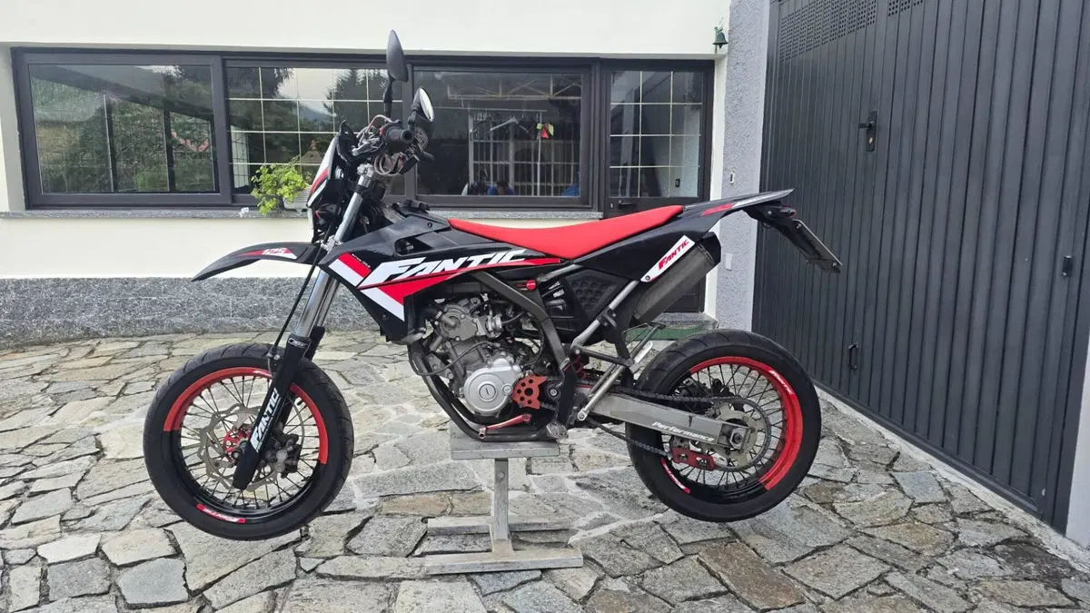 Fantic Motor Motard 125 M Performance 4t (2017)