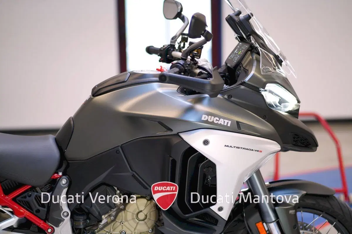 Ducati Multistrada V4 S (2021 - 24) (10)