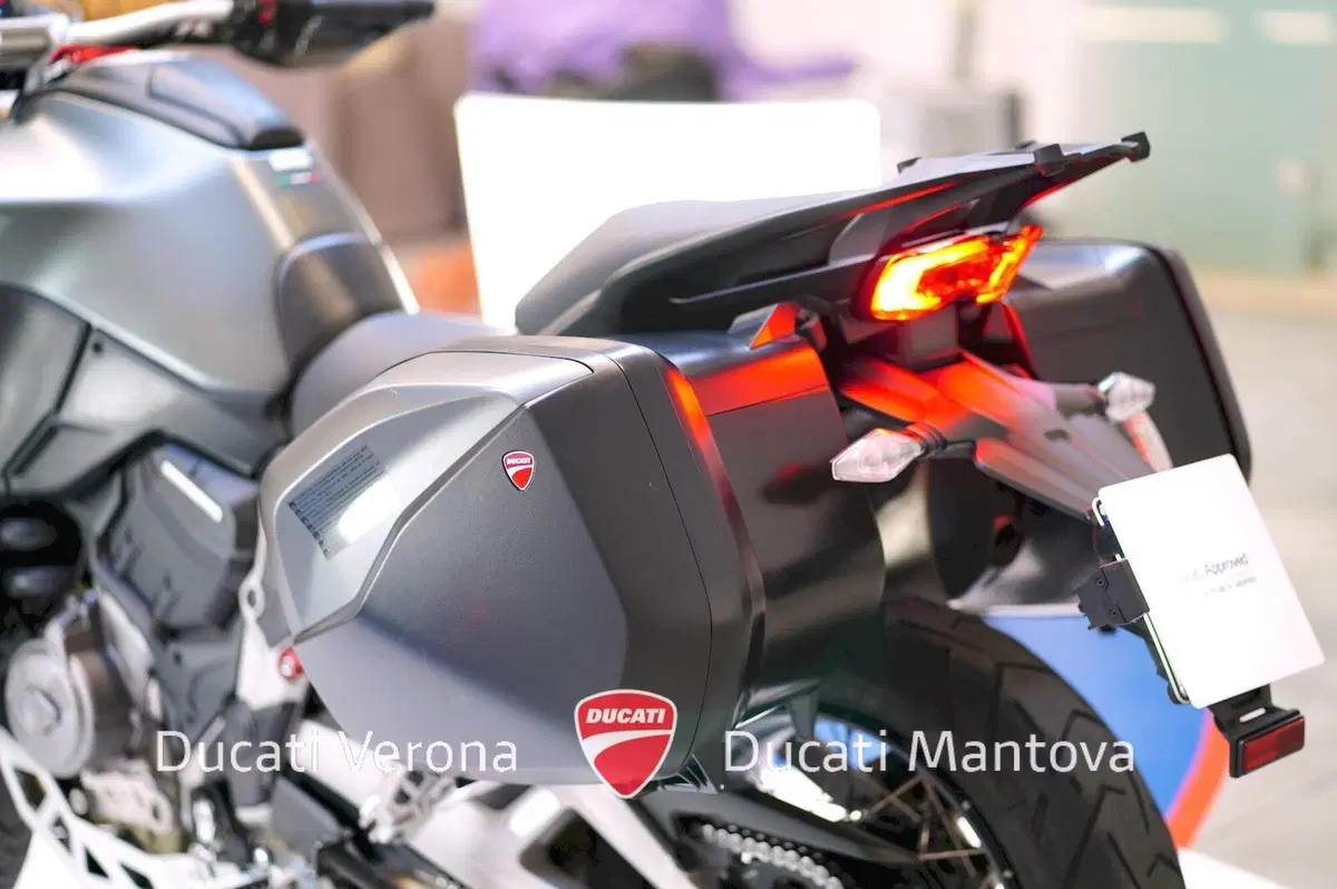 Ducati Multistrada V4 S (2021 - 24) (12)