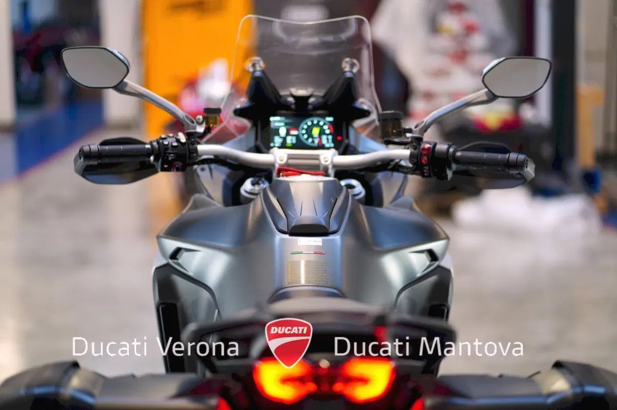 Ducati Multistrada V4 S (2021 - 24) (17)
