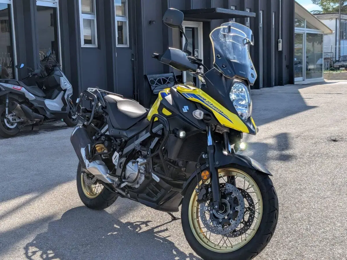 Suzuki V-Strom 650XT (2021 - 25) (4)