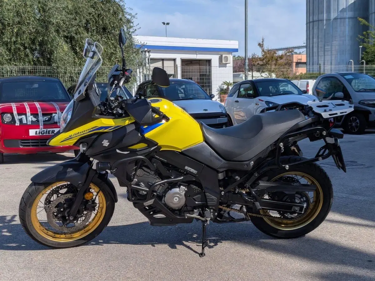 Suzuki V-Strom 650XT (2021 - 25) (5)