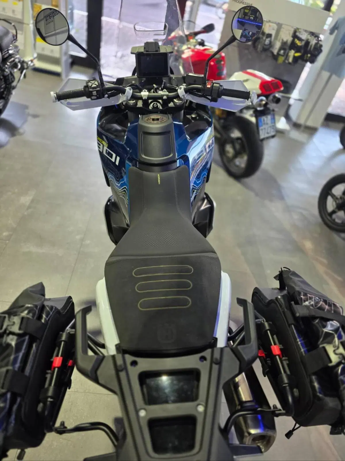 Husqvarna Norden 901 Expedition (2023 - 24) (6)