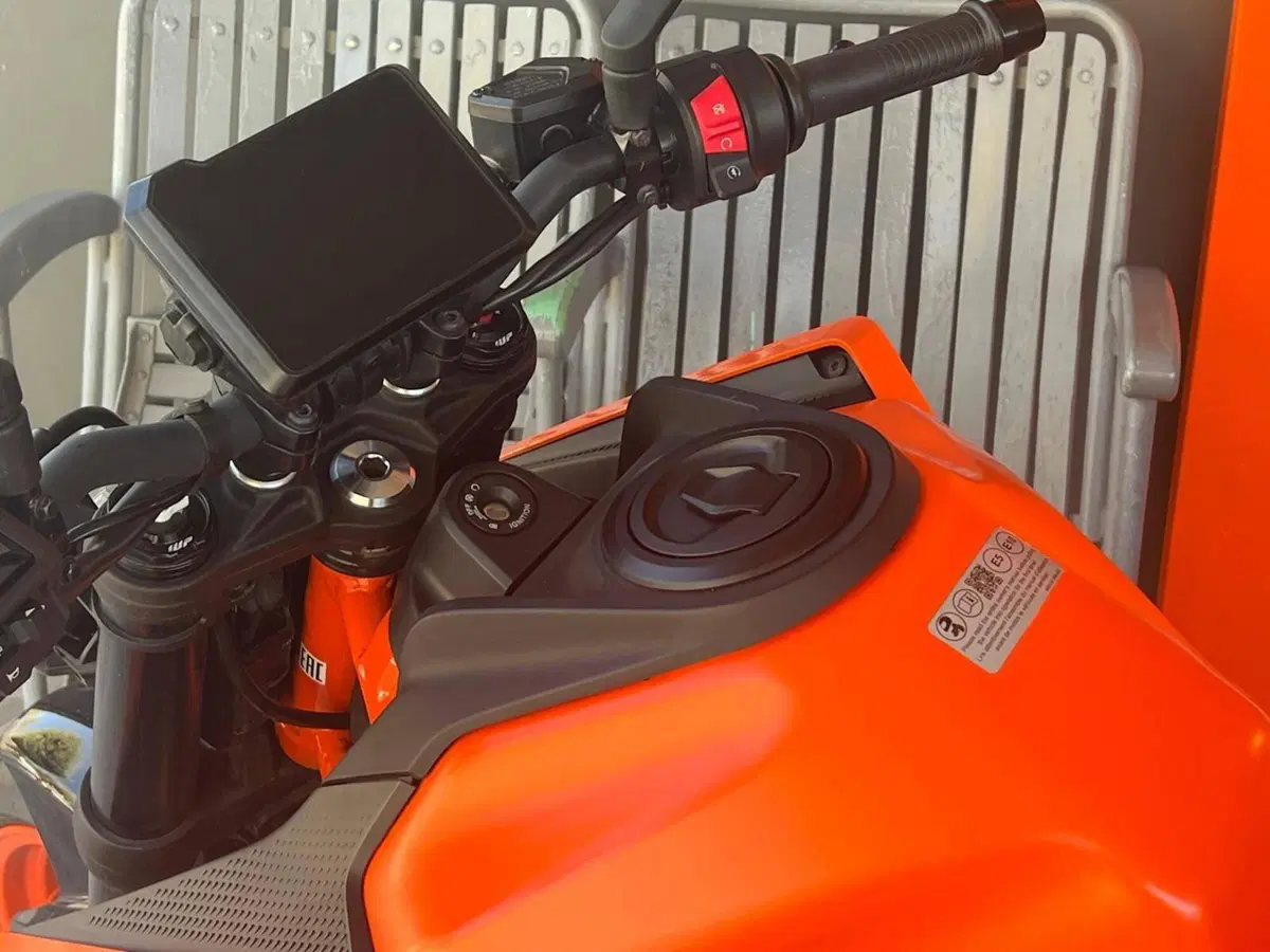 KTM 390 Duke (2024 - 25) (8)