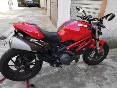 Ducati Monster 796 (2010 - 13) usata