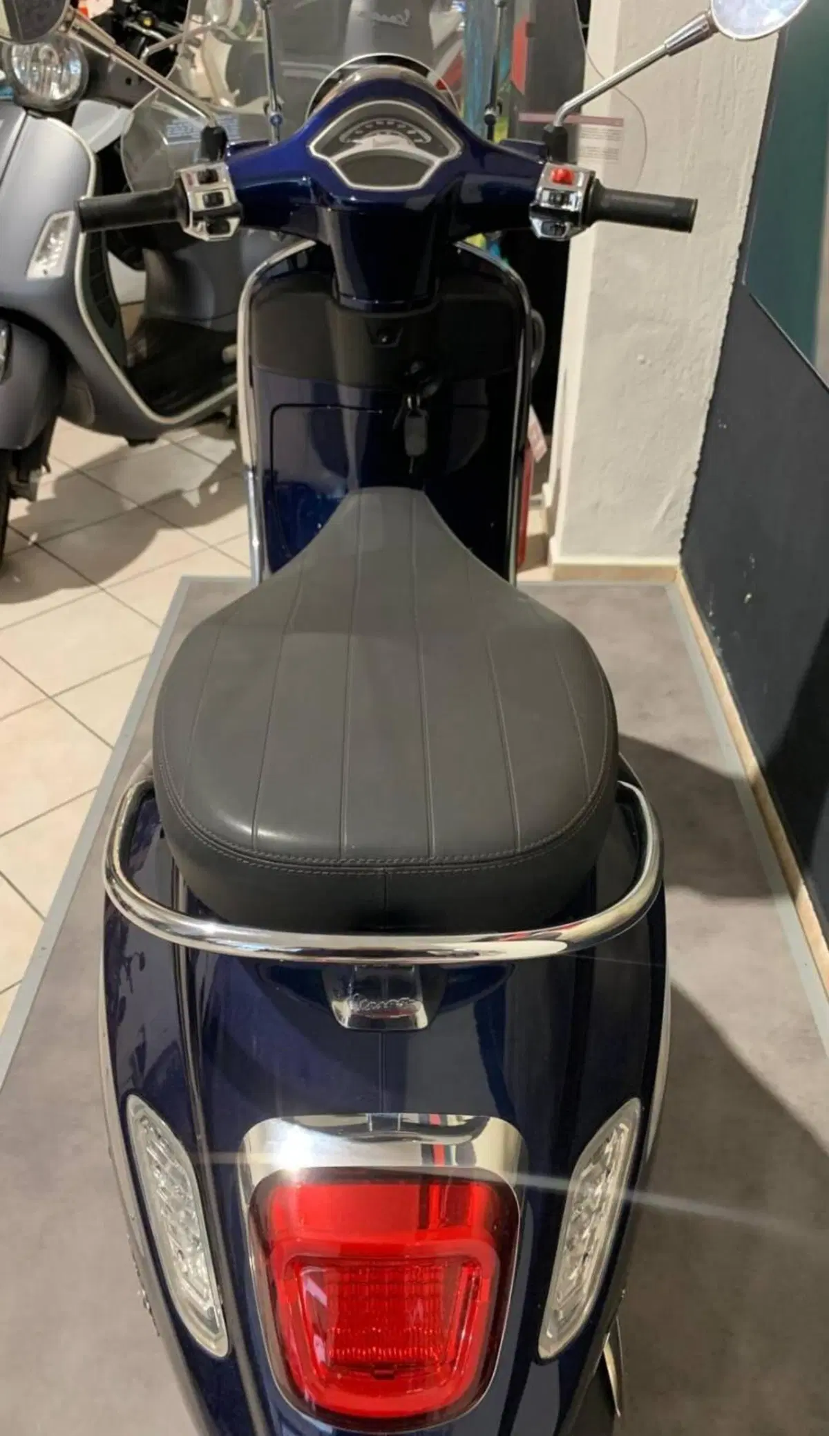 Vespa Primavera 125 (2024 - 25) (4)