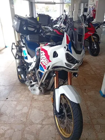 Honda Africa Twin CRF 1100L Adventure Sports DCT Travel Edition (2024 - 26) usata