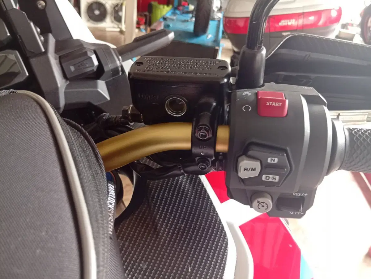 Honda Africa Twin CRF 1100L Adventure Sports DCT Travel Edition (2024 - 26) (8)