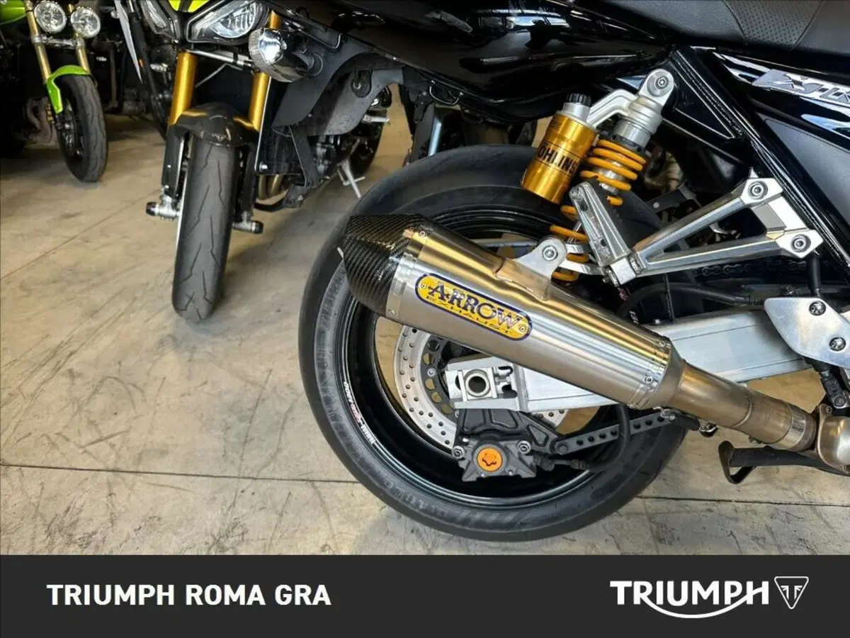 Yamaha XJR 1300 (2015 - 17) (5)