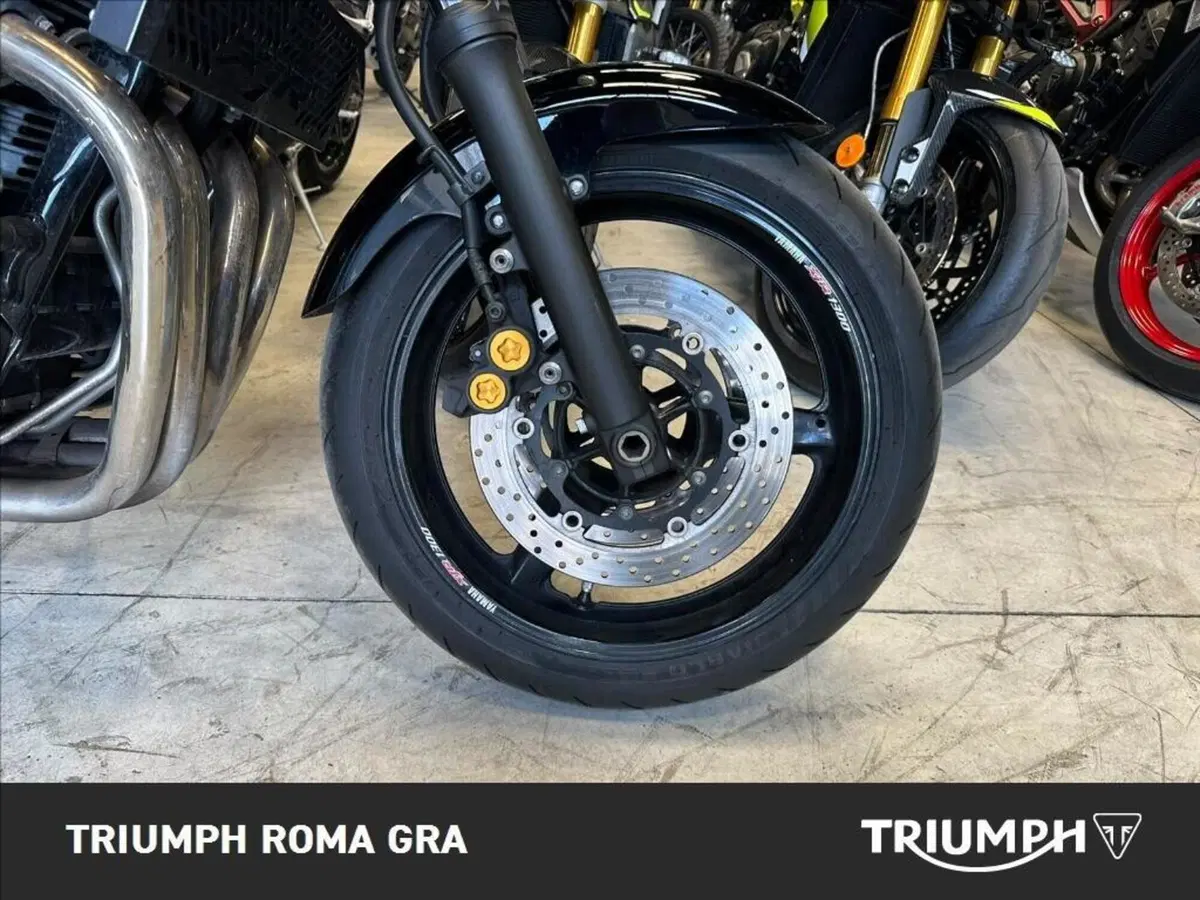 Yamaha XJR 1300 (2015 - 17) (7)