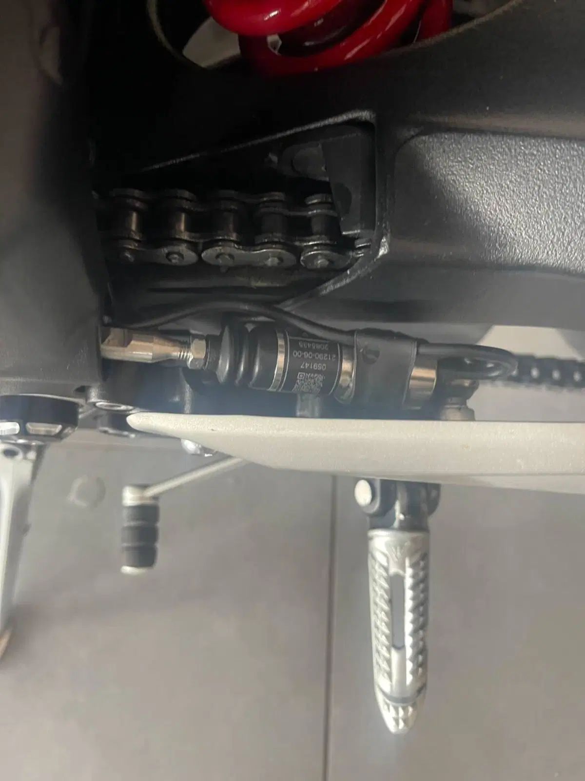 Triumph Street Triple 765 R (2023 - 26) (5)