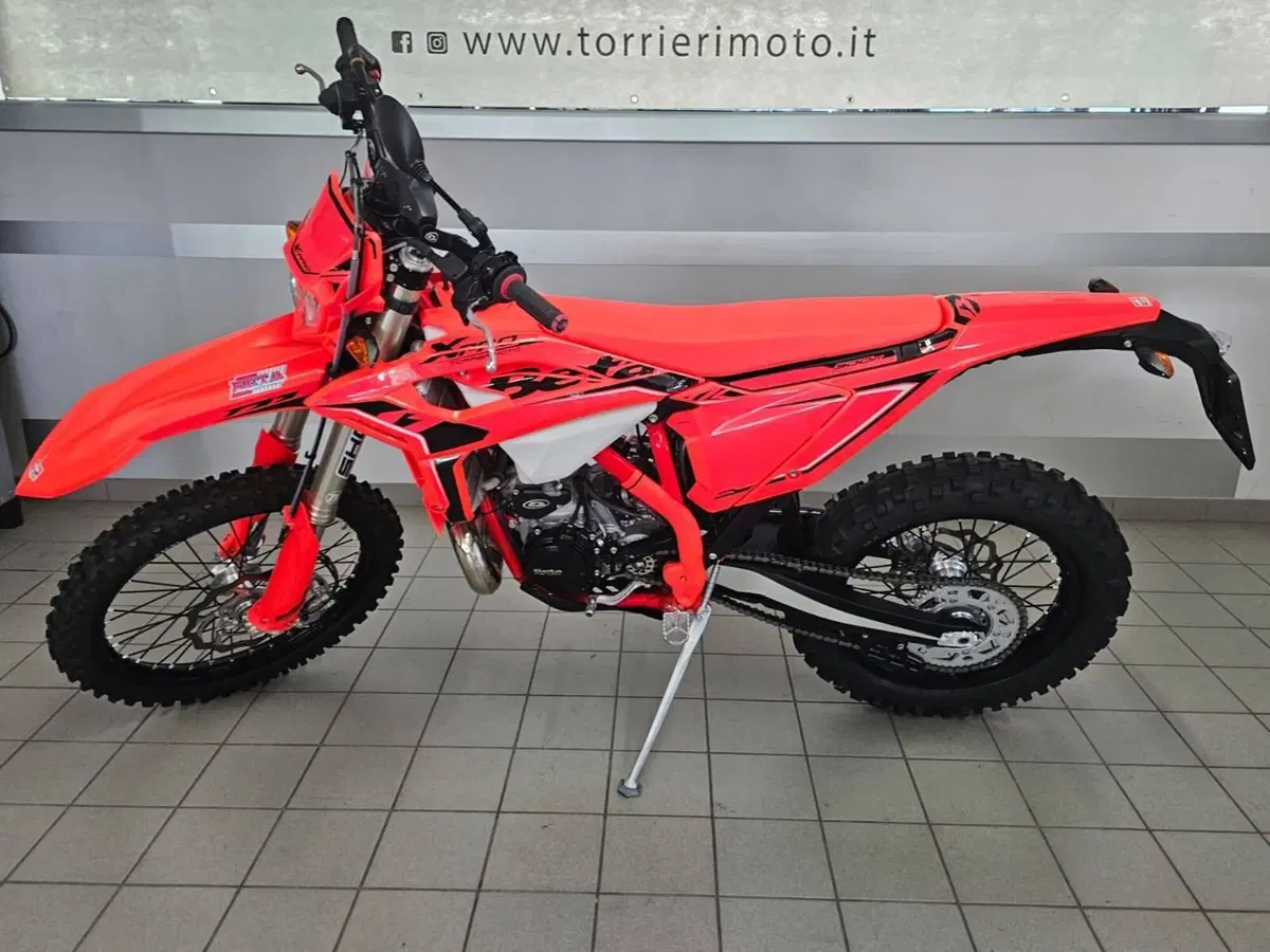 Betamotor RR X-PRO 300 2T Enduro (2026) (4)