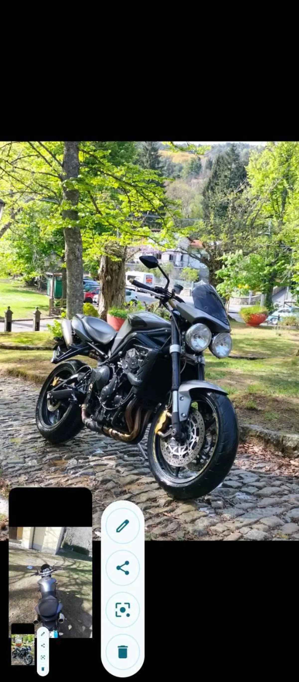 Triumph Street Triple R (2009 - 12) (2)