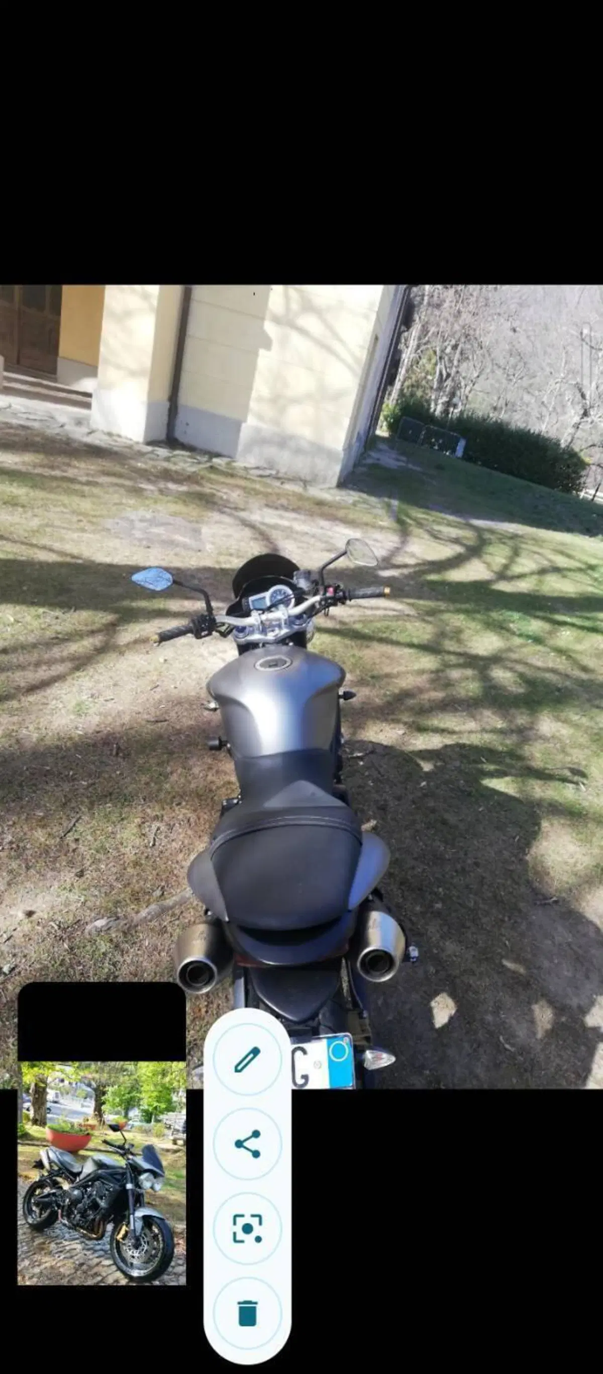 Triumph Street Triple R (2009 - 12) (3)