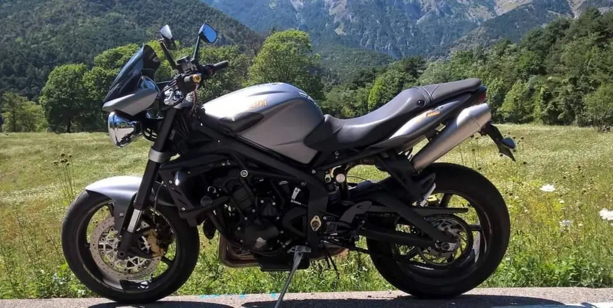 Triumph Street Triple R (2009 - 12) (7)