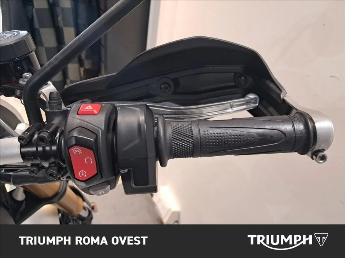 Triumph Scrambler 1200 XE (2026) (12)