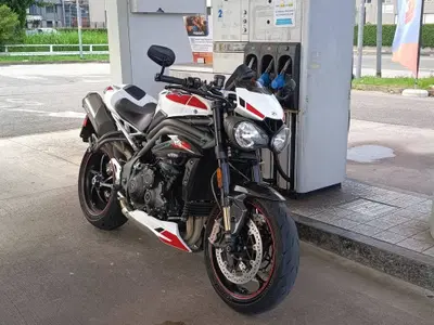 Triumph Speed Triple 1050 RS (2018 - 20) usata