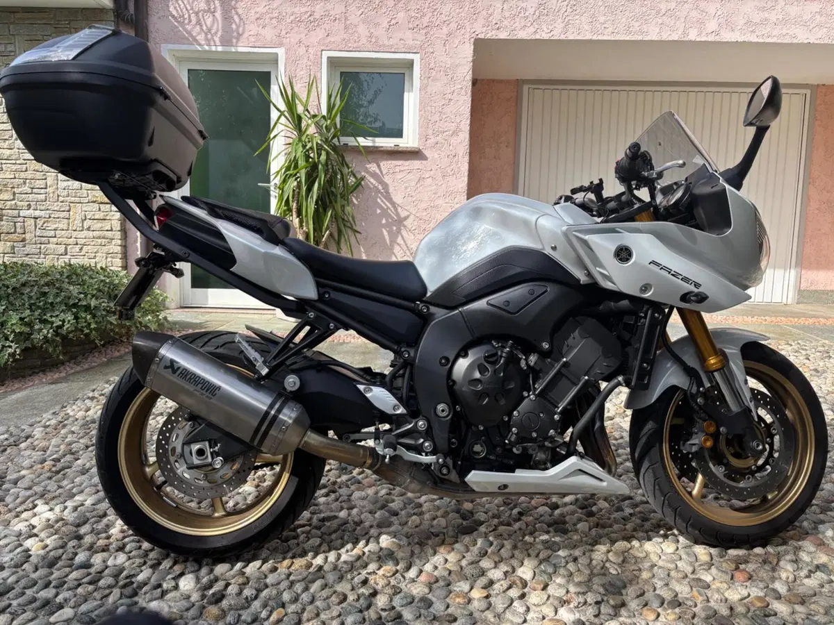 Yamaha Fazer 8 (2010 - 16) (3)