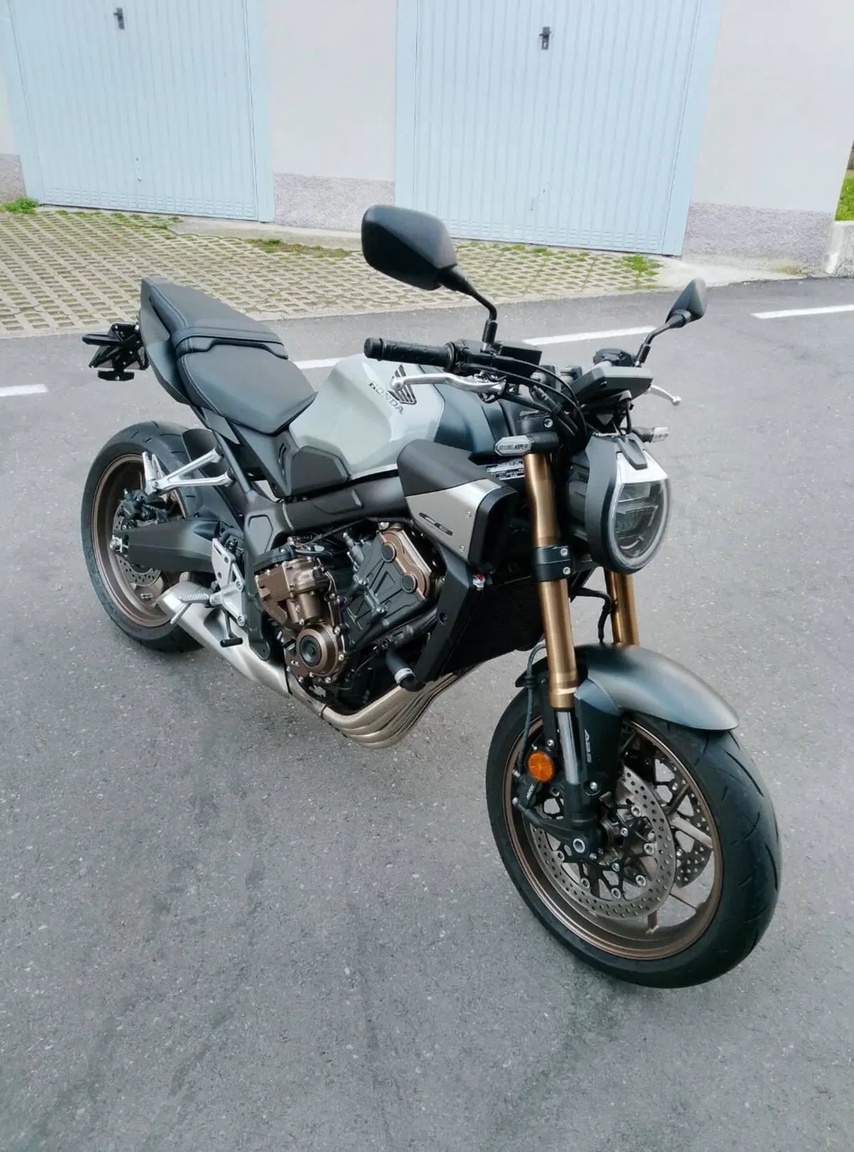 Honda CB 650 R E-Clutch (2024 - 26)