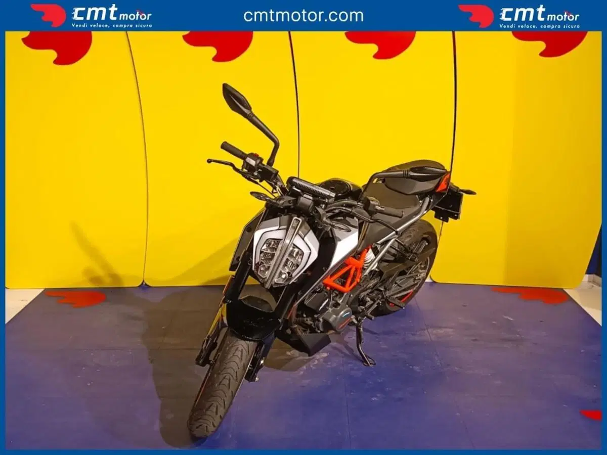 KTM 125 Duke (2021 - 23) (4)